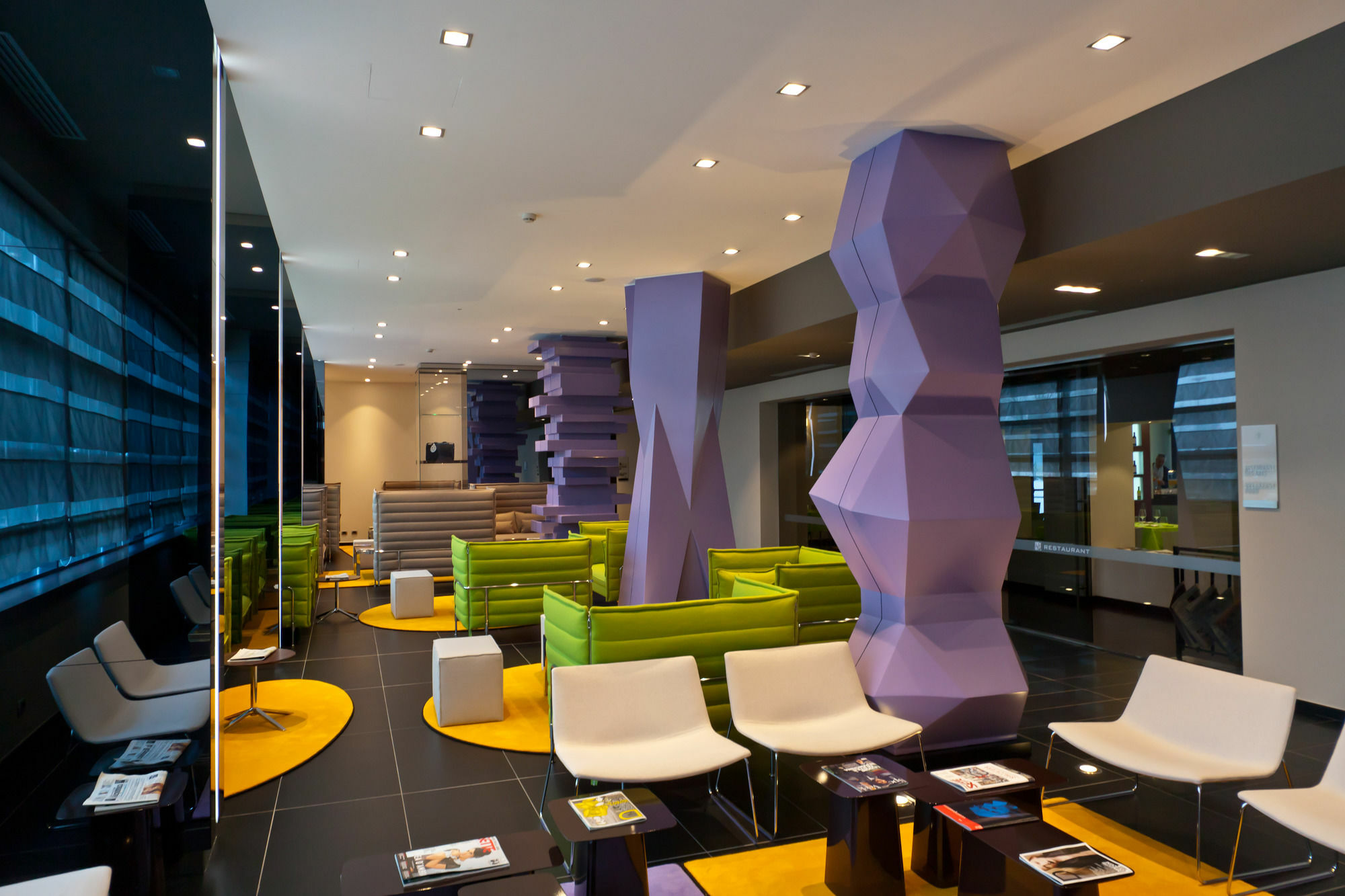Rmh Modena Des Arts Hotel Екстериор снимка