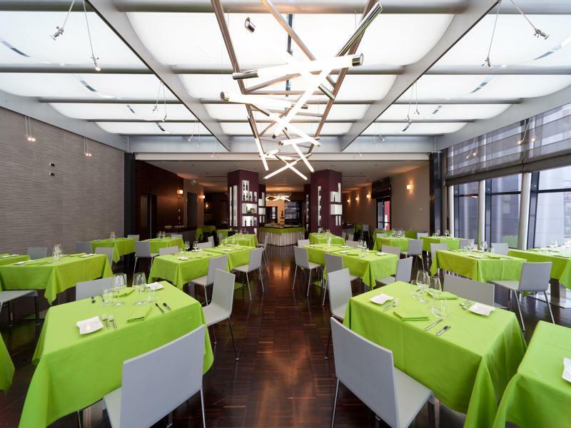 Rmh Modena Des Arts Hotel Екстериор снимка