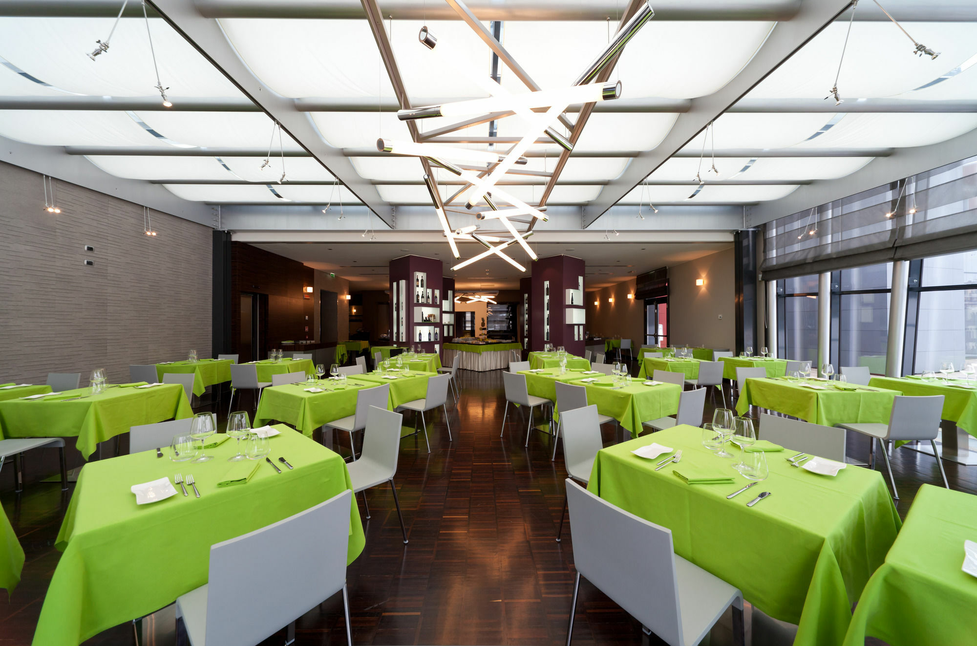 Rmh Modena Des Arts Hotel Екстериор снимка