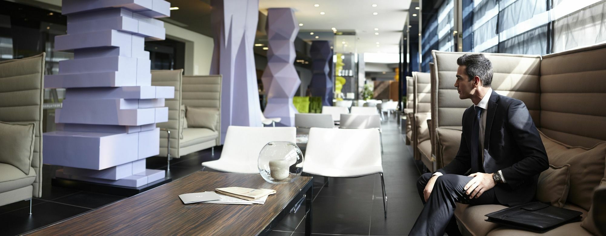 Rmh Modena Des Arts Hotel Екстериор снимка