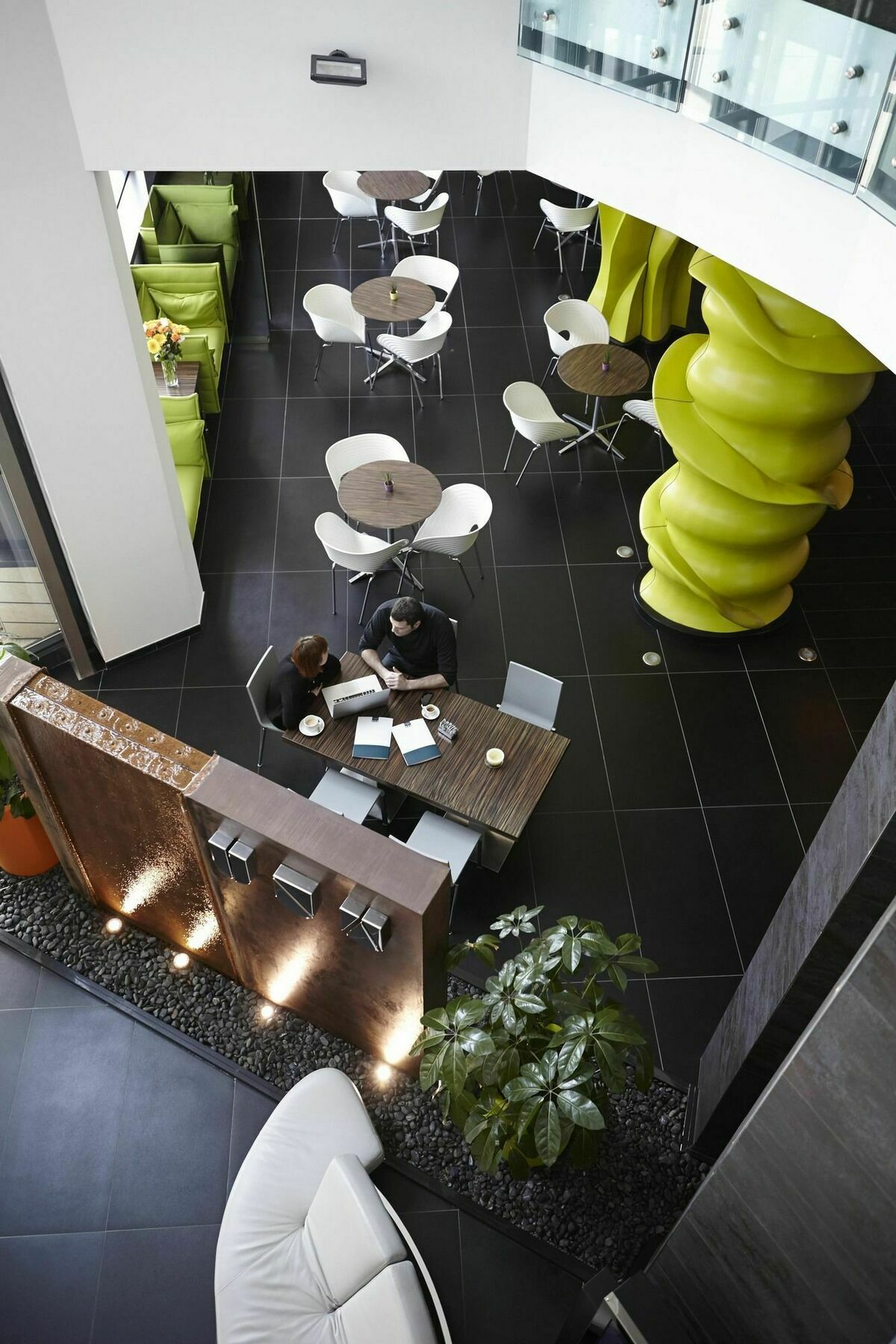 Rmh Modena Des Arts Hotel Екстериор снимка